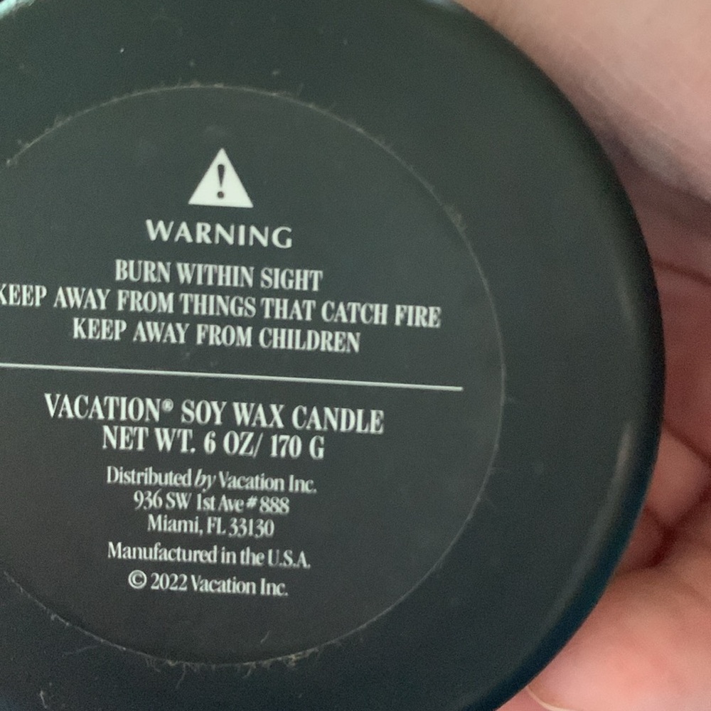 New Vacation Candle 6oz size - Picture 2 of 8